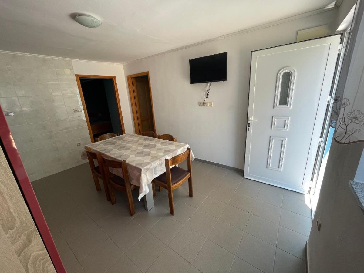 Apartman Ljubica Apartamento Bibinje Exterior foto